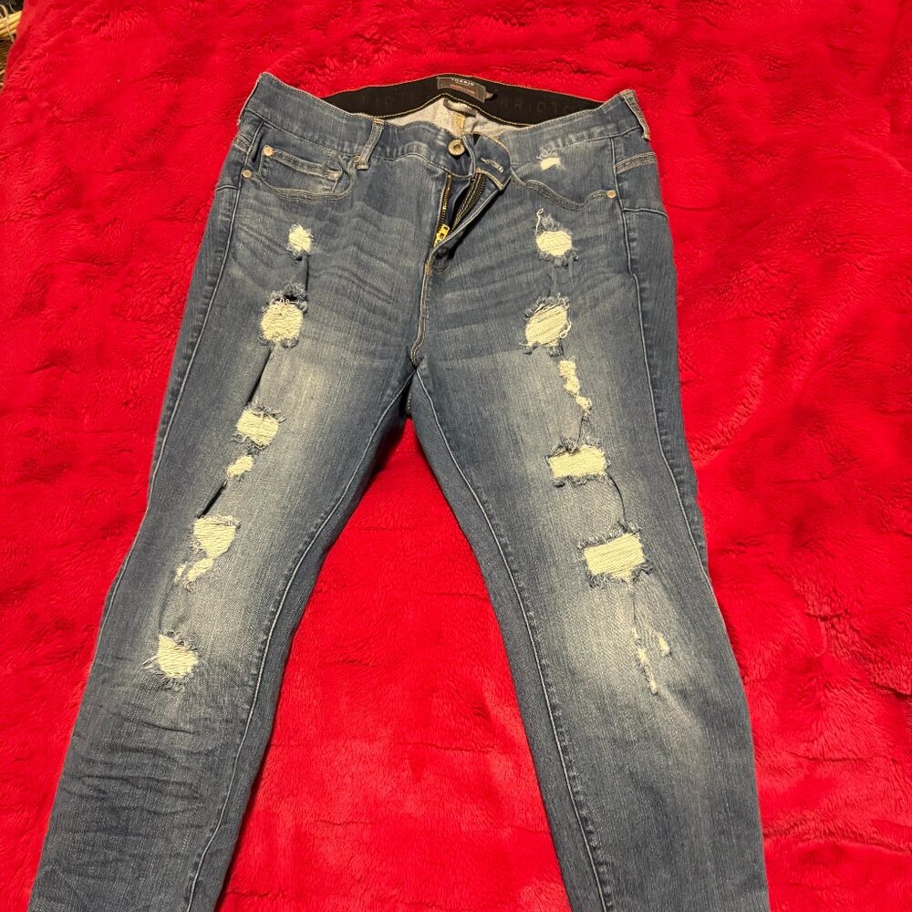 Torrid Bombshell Skinny Jeans, High rise fit